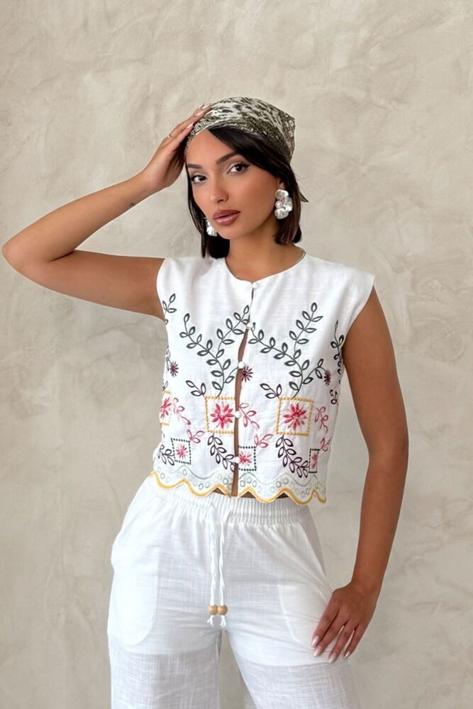 Embroidered Zero Sleeve Shirt
