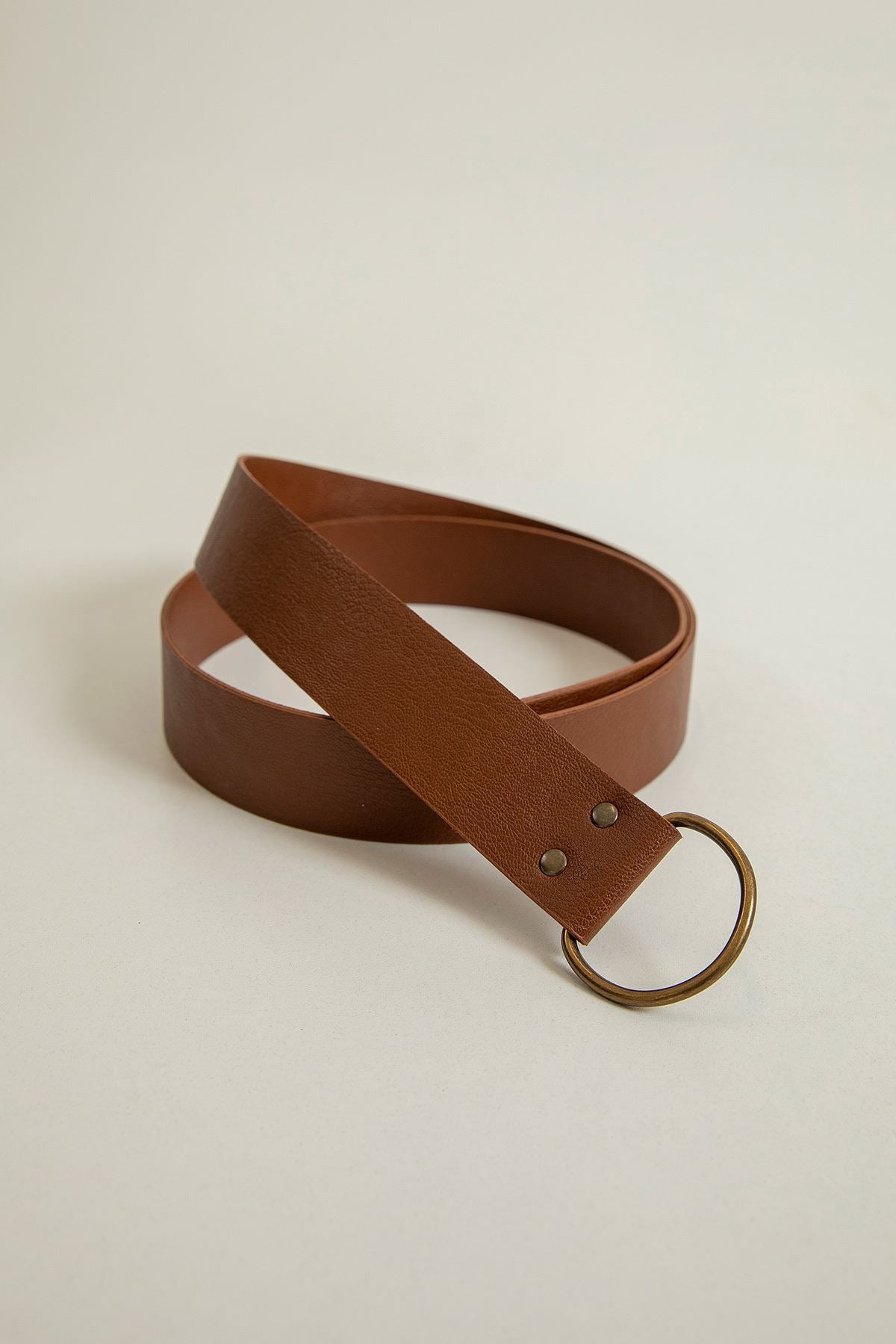 Oval Buckle Belt