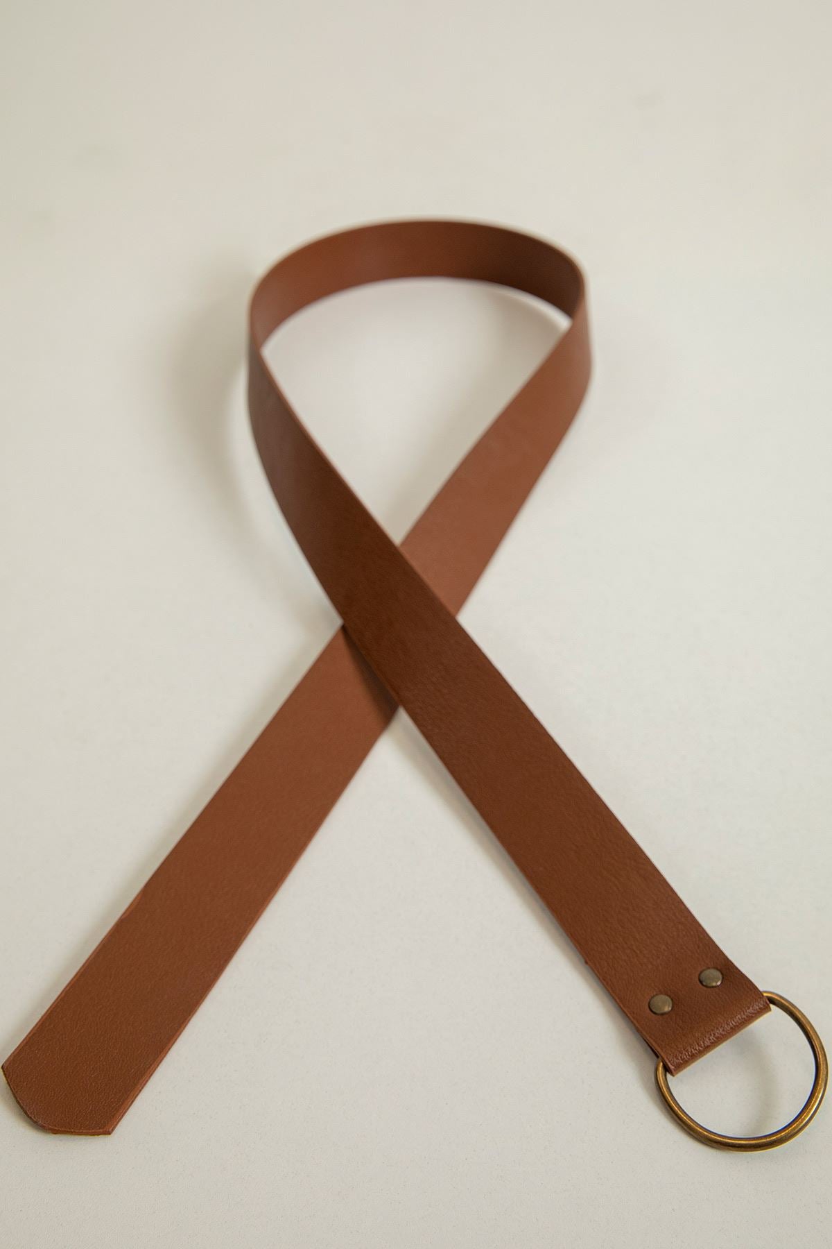 Oval Buckle Belt