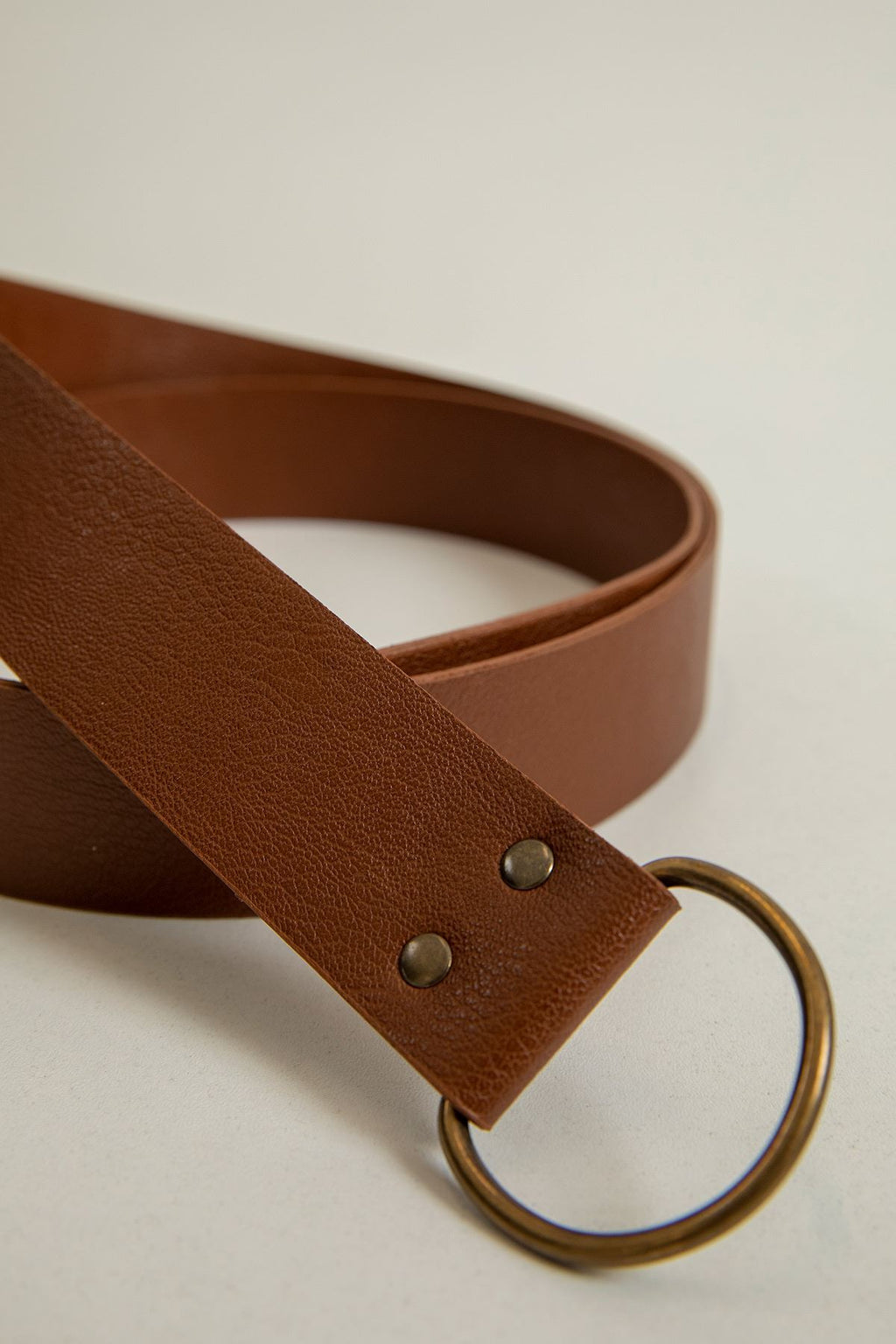 Oval Buckle Belt
