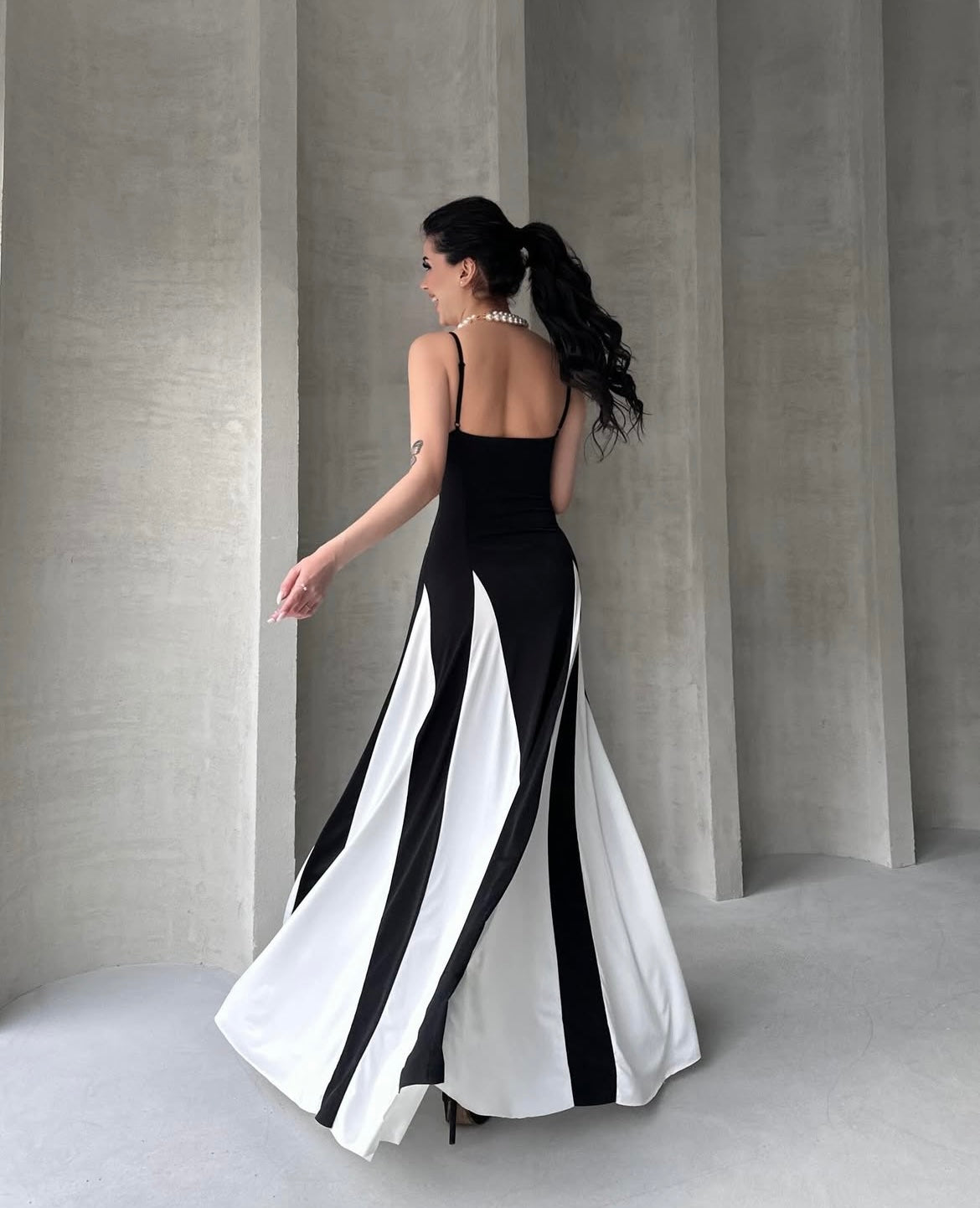 Dalmi Black and White Gown